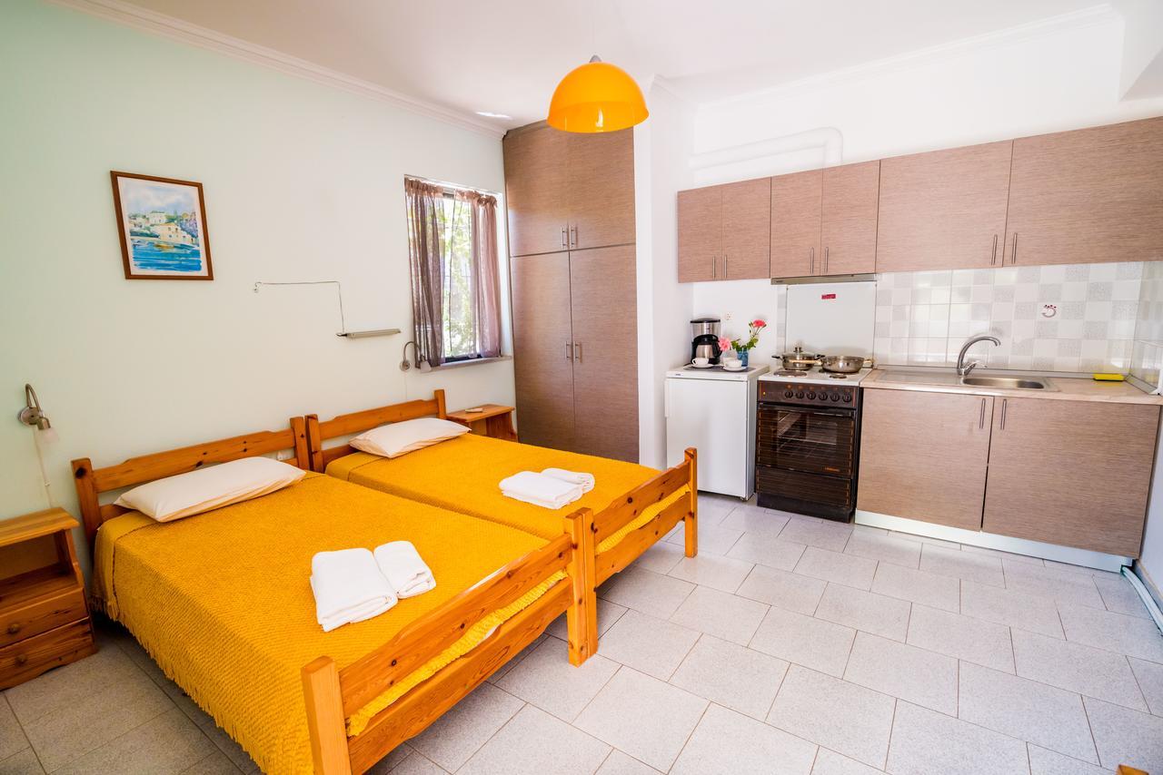 Elena Apartments Канали Екстериор снимка