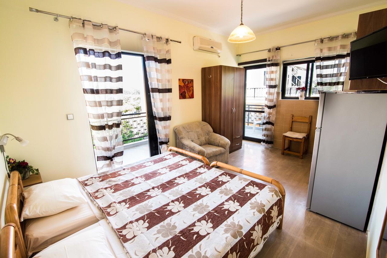 Elena Apartments Канали Екстериор снимка